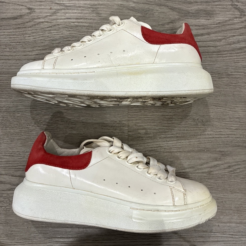 Men's Alexander McQueen Oversized Sneakers In white leathe Red Suede Size 37.5